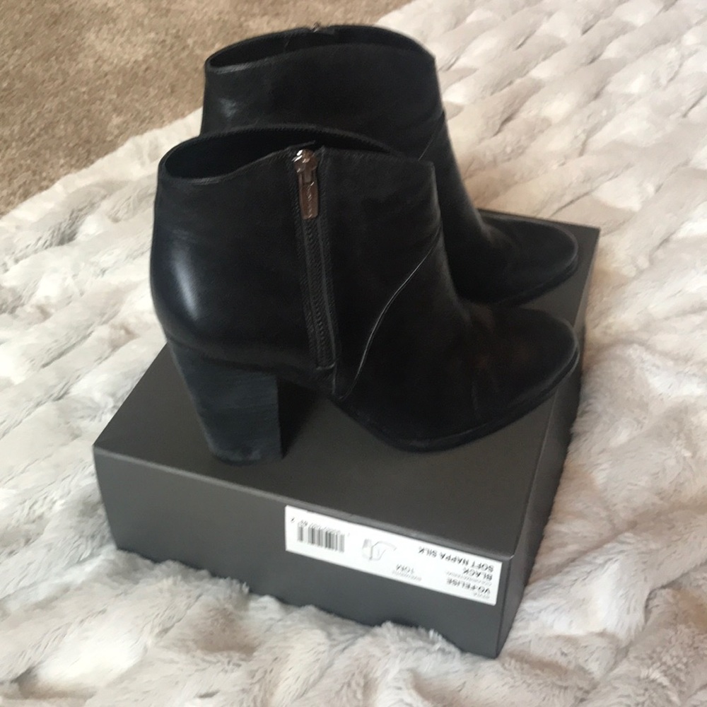 Vince Camuto Felise booties